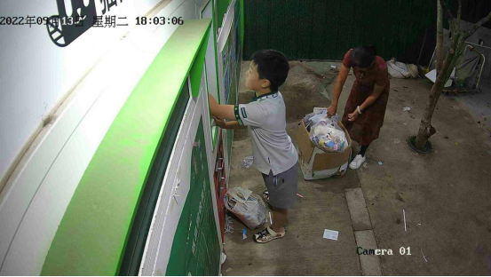 華展貓先生，智能廢品回收箱，廢品回收加盟，舊衣服回收柜