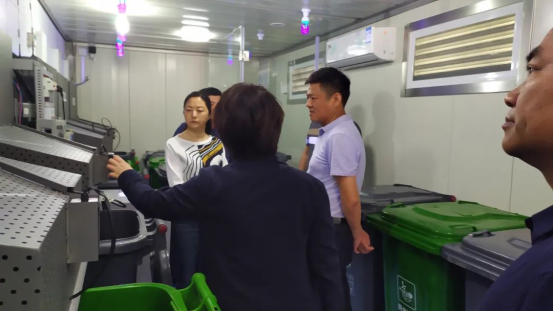 華展貓先生，小區(qū)垃圾房安裝在什么位置合理，智能垃圾房