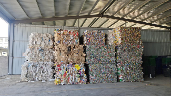 貓先生垃圾分類，智能垃圾房，垃圾分類收集點，生活垃圾投放站