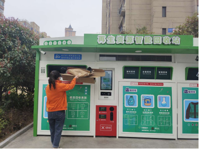 貓先生回收，廢品回收機(jī)器，舊衣回收箱，大型廢品回收設(shè)備廠家