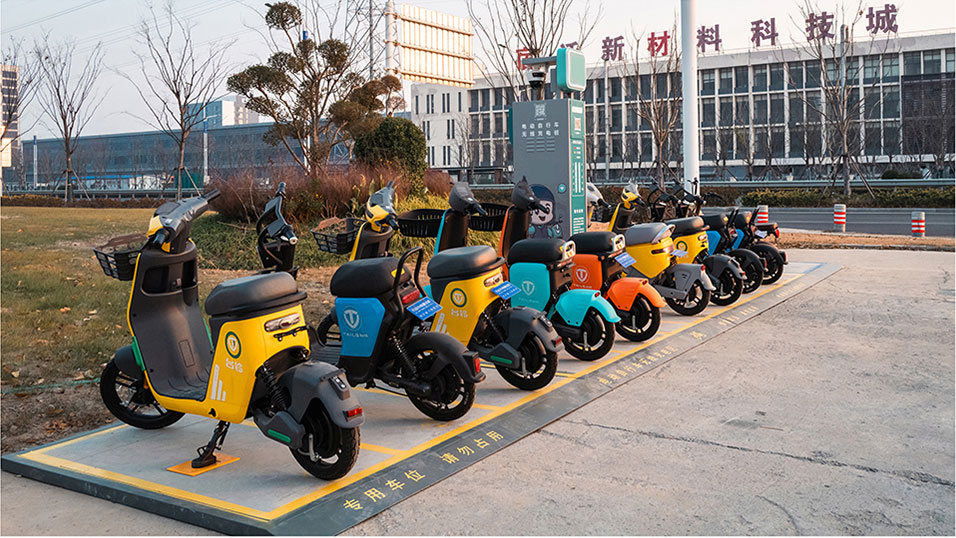 充電腳撐，無線充電腳撐，電動車充電腳撐，無線充電配件